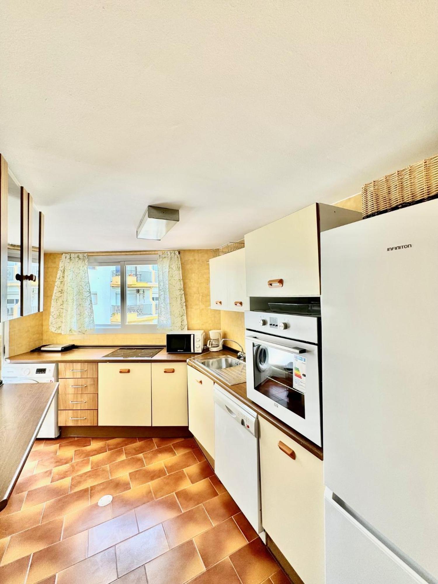 In Front Of Sea & Center Apartment Marbella Bagian luar foto