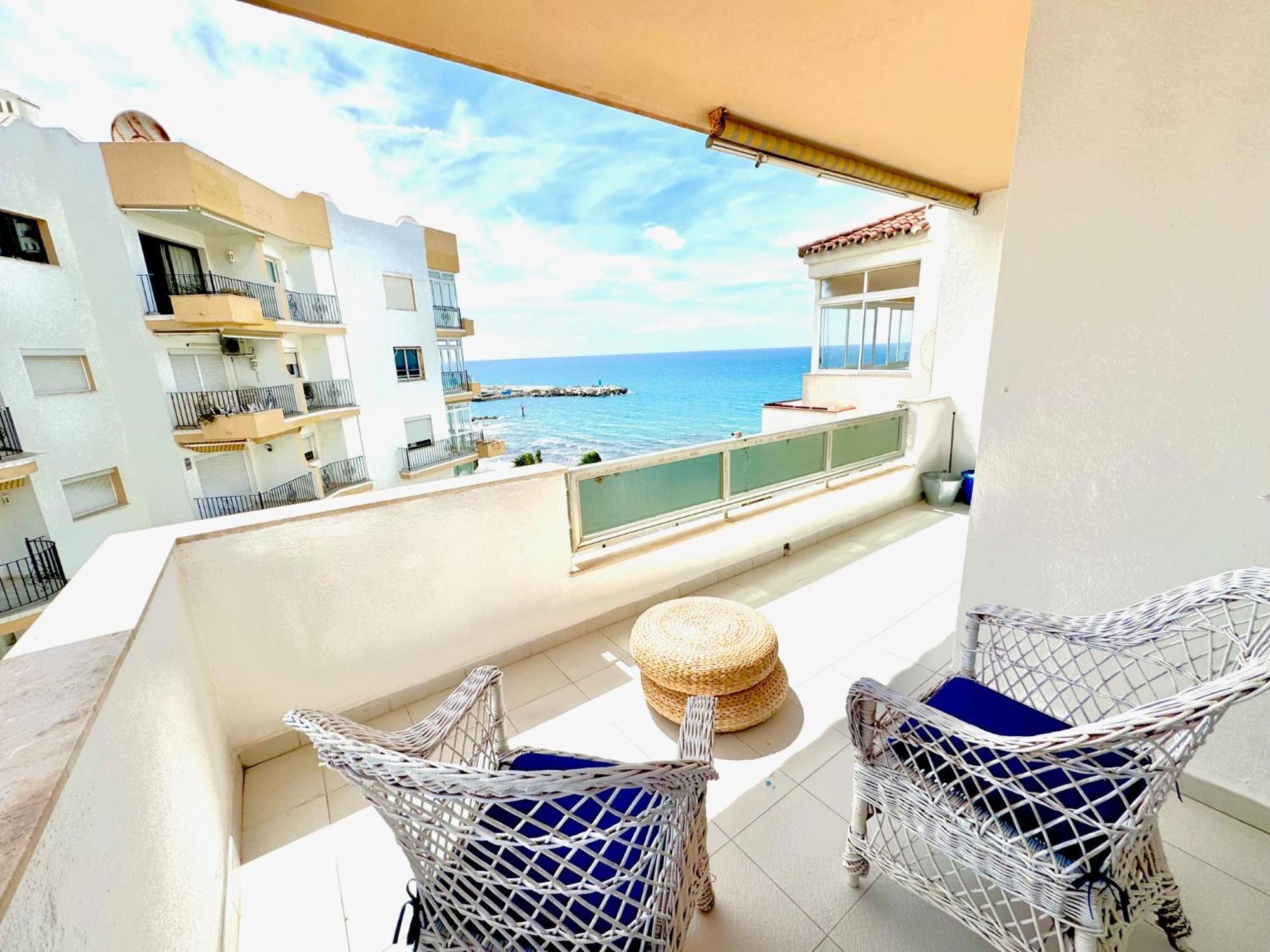 In Front Of Sea & Center Apartment Marbella Bagian luar foto